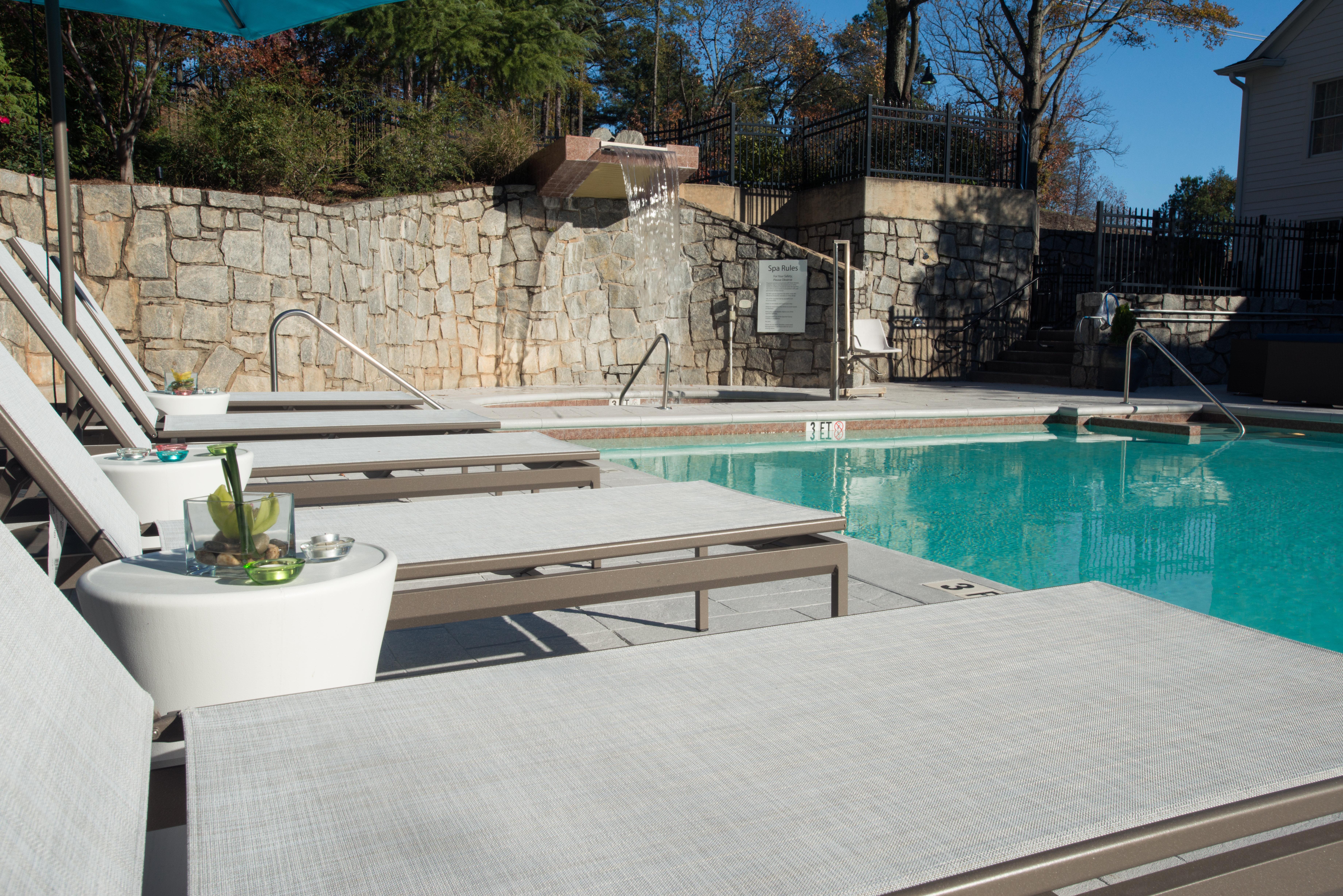 Hotel Indigo Atlanta Vinings By Ihg Smyrna Exterior foto